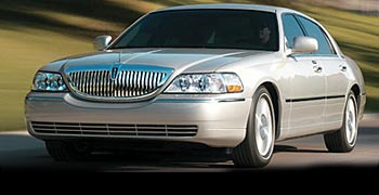 2013 Lincoln Town Car Picture